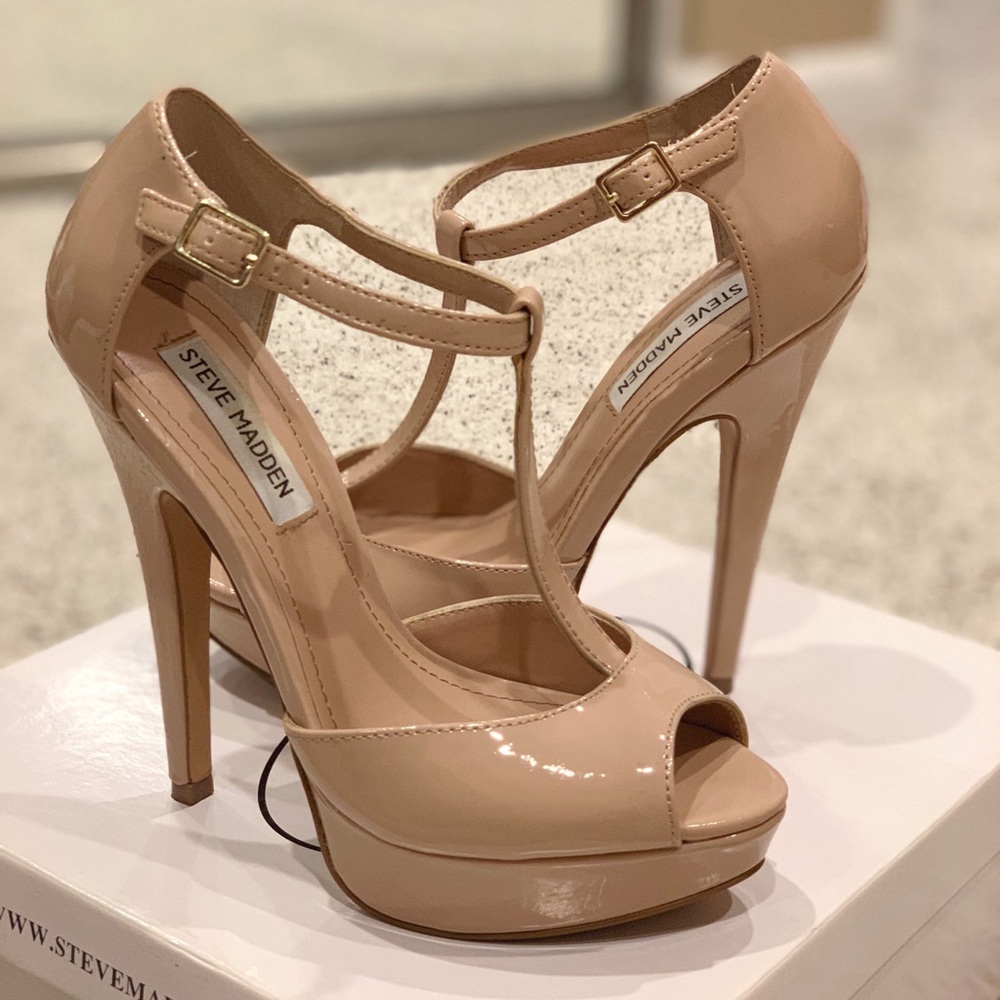 Steve Madden Major Fawn Patent Heels in Nude Color
